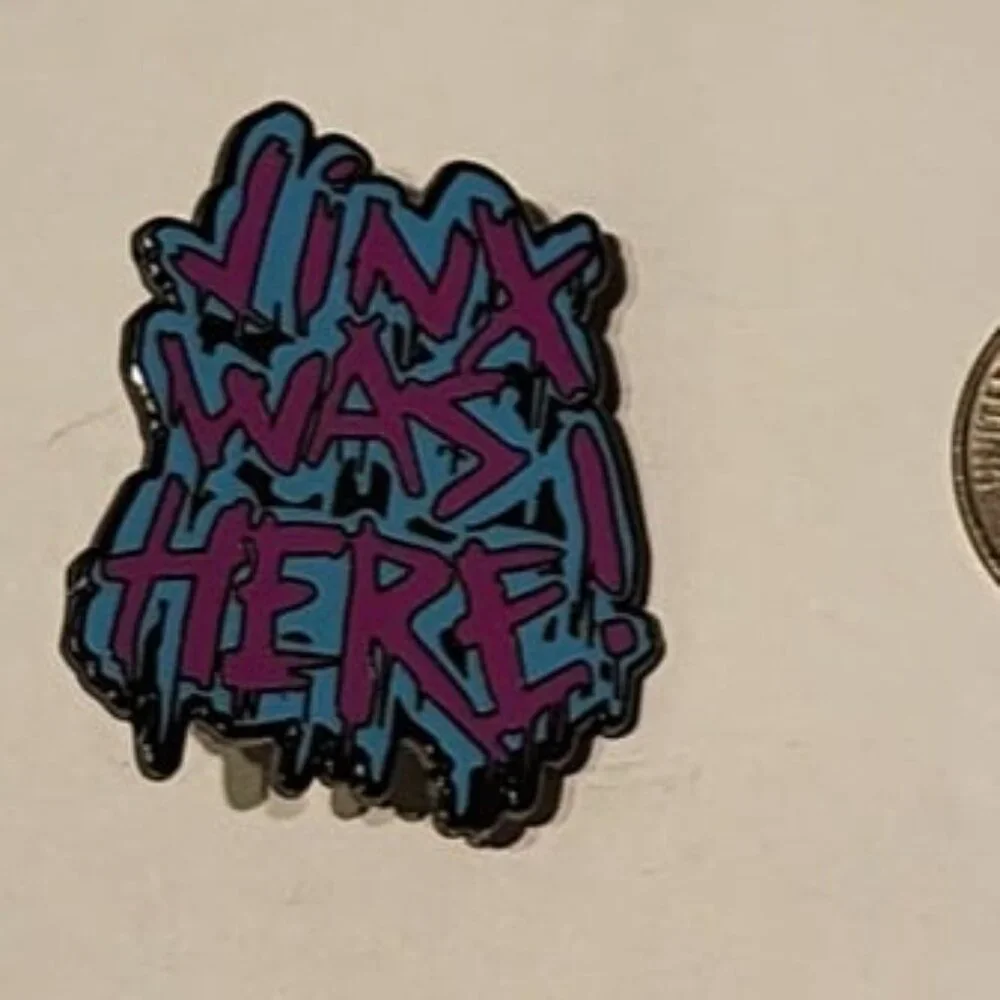 League of Legends Arcane Jinx 'Was Here' Enamel Pin – Collector's Edition - Picture 4 of 5